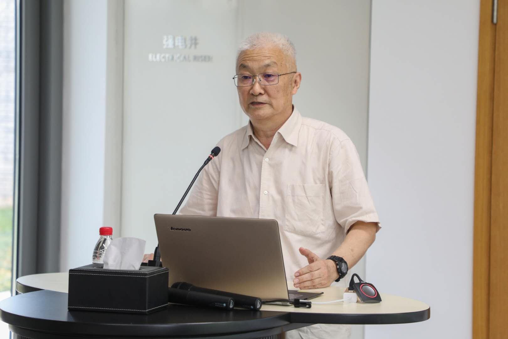 杨河.jpg